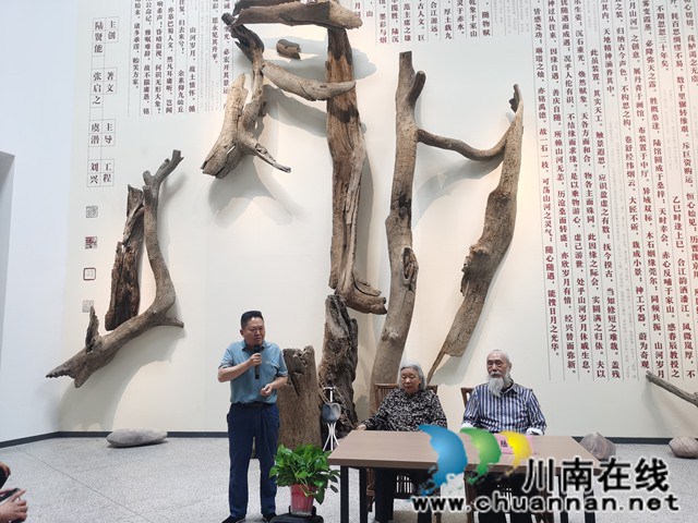 左一 萬清海.jpg