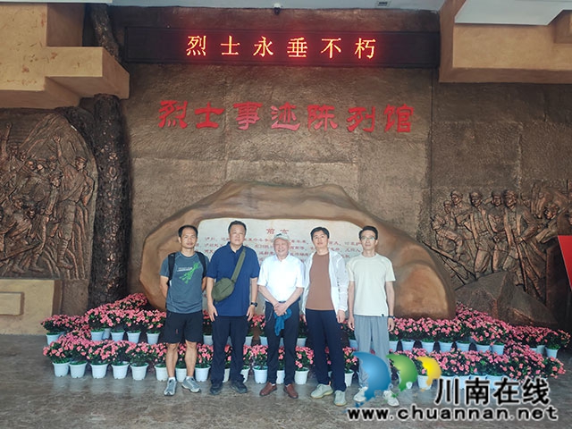 中央電視臺(tái)《國(guó)家記憶》攝制組赴瀘州拍攝中國(guó)抗戰(zhàn)名鎮(zhèn)藍(lán)田