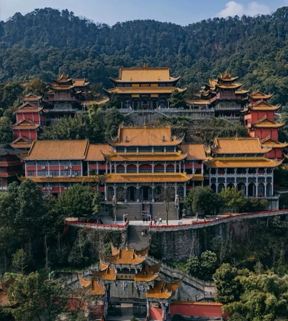 暢游瀘州·雙節(jié)同慶丨門票免費(fèi)送、親子登山、非遺市集……方山景區(qū)系列活動(dòng)來了！