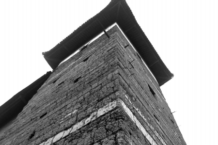 納溪土碉樓 密道縱橫機(jī)關(guān)重重(圖2)