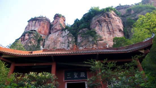 五一長(zhǎng)假 瀘州天仙硐風(fēng)景區(qū)邀您耍翻天(圖1)