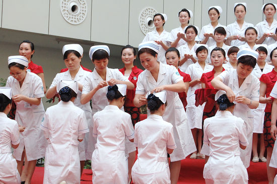 瀘醫(yī)附屬中醫(yī)院護(hù)士節(jié)活動(dòng)展天使風(fēng)采(圖5)