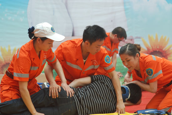 瀘醫(yī)附屬中醫(yī)院護(hù)士節(jié)活動(dòng)展天使風(fēng)采(圖6)