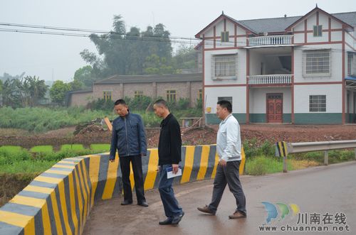 華陽街道：交通道路兩手抓，安全行駛有保障(圖2)