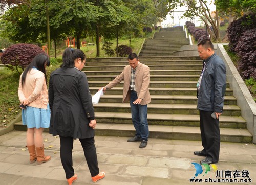 華陽街道：修復(fù)路面暖人心，居民群眾齊點(diǎn)贊(圖1)