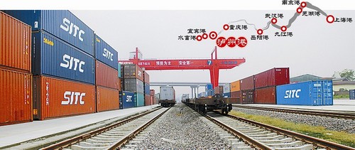 瀘州：鐵水聯(lián)運(yùn)港口 盼望鐵路不再沉默(圖1)
