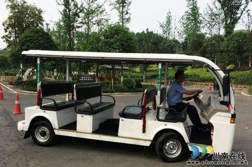 張壩：加強(qiáng)景區(qū)特種車輛操作技能培訓(xùn)(圖2)