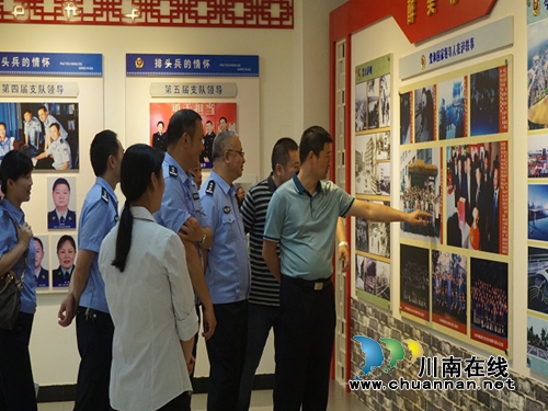 瀘縣公安局到瀘州市交警支隊“取經(jīng)”(圖1)