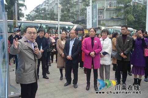 全市社會主義核心價值觀建設暨推進“4+3”工作現(xiàn)場交流會走進瀘縣玉蟾街道(圖1)