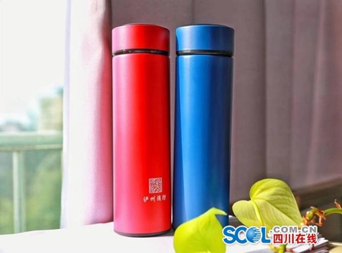 帶上娃報(bào)名！瀘州“藍(lán)朋友”給大家?guī)?lái)錦鯉(圖2)