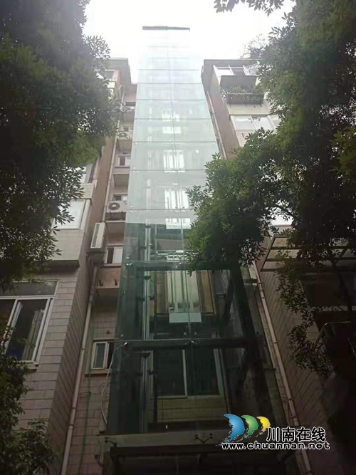 解決“上下難” 江陽區(qū)老舊小區(qū)安裝電梯80臺(圖1)