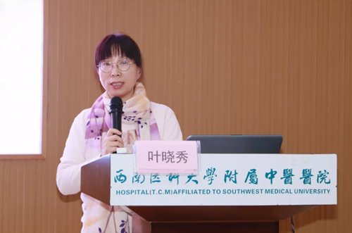 專家現(xiàn)場(chǎng)救“寶寶”，引來百人圍觀？(圖4)