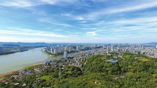 瀘州是近年來全省出臺(tái)地方性法規(guī)最多市州之一(圖1) 瀘州是近年來全省出臺(tái)地方性法規(guī)最多市州之一(圖1)