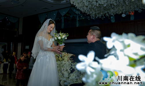 昕澤源夢(mèng)婚慶主題酒店婚禮堂首映式完美落幕(圖11)