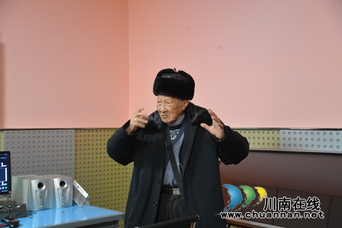 瀘州92歲“廣播爺爺” 電臺傳播黨的好聲音(圖9)