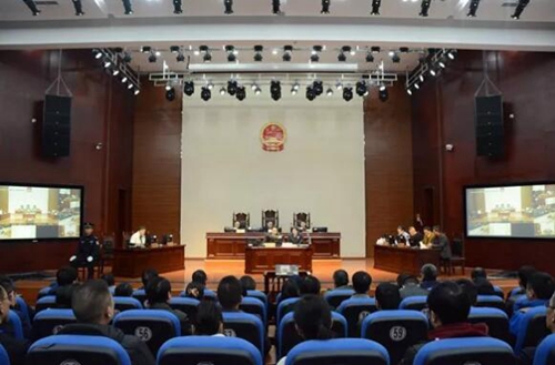 告官見官 瀘州74位行政機關領導干部現(xiàn)場學法(圖8)