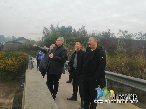 楊懷清帶隊(duì)到瀘縣云龍鎮(zhèn)開展云龍溝河長制工作(圖1)