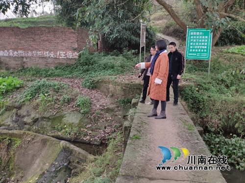 宜賓南溪區(qū)長興鎮(zhèn)黨政領(lǐng)導(dǎo)開展巡河庫工作