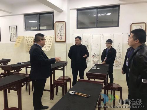 宜賓羅龍實驗小學(xué)校外出參觀學(xué)習(xí)藝術(shù)團(圖2)