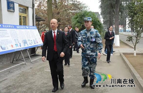 送法進軍營│法律支援穩(wěn)軍心 助力備戰(zhàn)謀打贏(圖3)