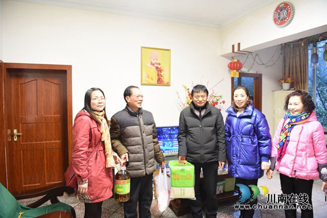 敘永一中走訪慰問退休教職工(圖2)