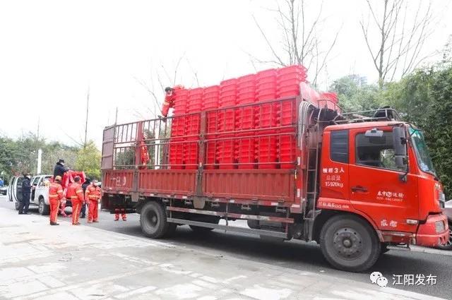 瀘州江陽(yáng)區(qū)1000個(gè)廢棄口罩專用垃圾桶“上崗”