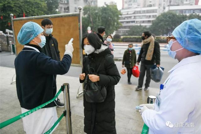 建議收藏！西南醫(yī)大附院發(fā)熱門(mén)診那些事兒，您知道的和不知道的都在這兒！(圖3)