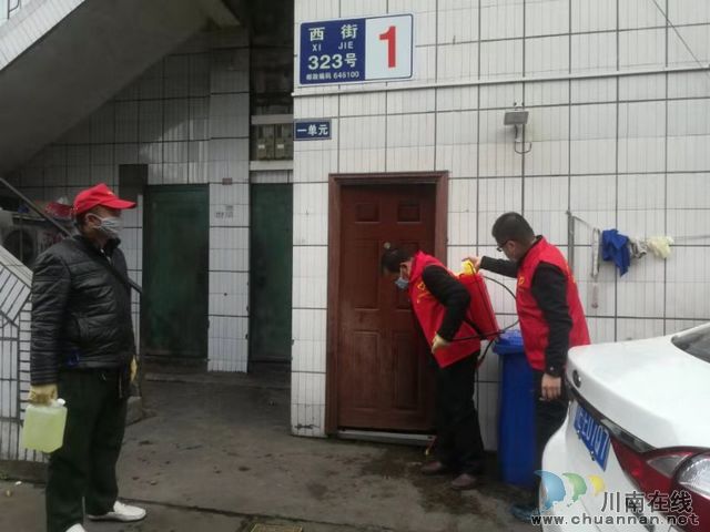 瀘縣玉蟾街道：疫情防控守護(hù)健康  黨員干部沖在前(圖2)