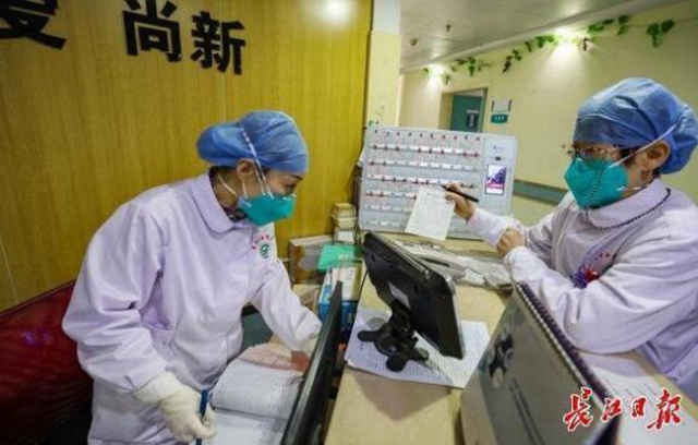 她最早判斷出疫情并上報(bào)：這次把一生的眼淚流光了(圖3)