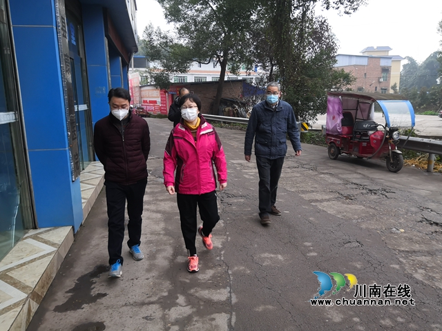 陳佳到瀘縣潮河鎮(zhèn)督導(dǎo)新型冠狀病毒感染的肺炎防控工作(圖3)