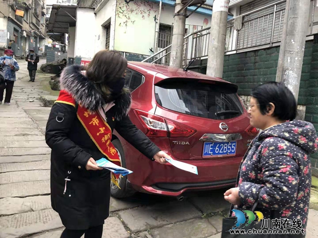 涌動在大街小巷的溫情(圖2)