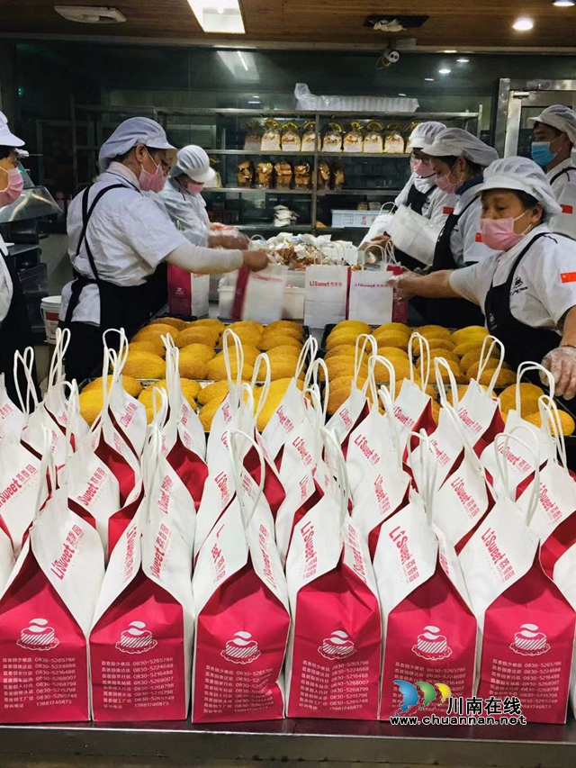 合江：愛心慰問助防疫 女企業(yè)家在“疫”線(圖2)