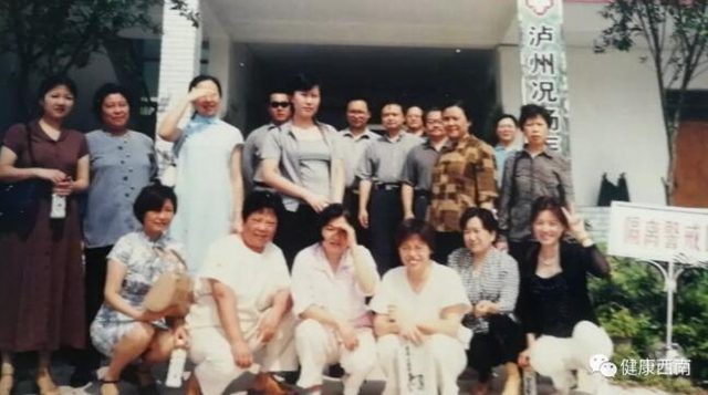 時隔17年！從抗擊“非典”到新冠肺炎，醫(yī)生母女接力出征(圖2)