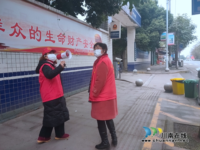 龍馬潭區(qū)特興街道：母女齊上陣，熱心志愿顯擔當(圖1)