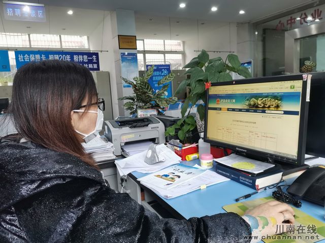 瀘縣疫情期間多舉措服務返鄉(xiāng)農(nóng)民工就業(yè)保障企業(yè)用工