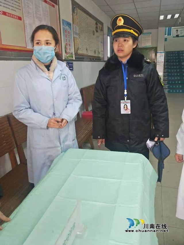 納溪巾幗淚：斷奶只為戰(zhàn)疫情，外婆去世不脫崗(圖1)