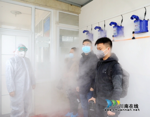 龍馬潭區(qū)一批疫情防控重點保障企業(yè)有序復工(圖5)