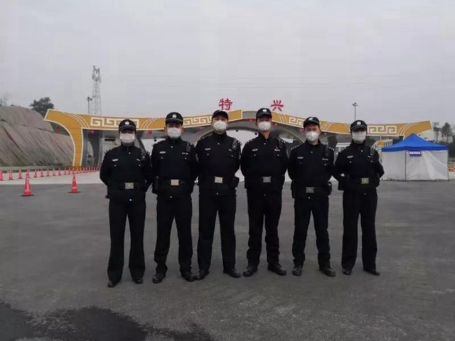 戰(zhàn)疫情！江陽法院131名干警寫下請戰(zhàn)書(圖17)
