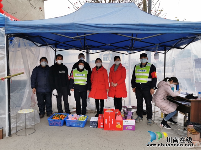 瀘縣方洞鎮(zhèn)中心幼兒園園長屈翠嵐一線抗疫掠影(圖9)