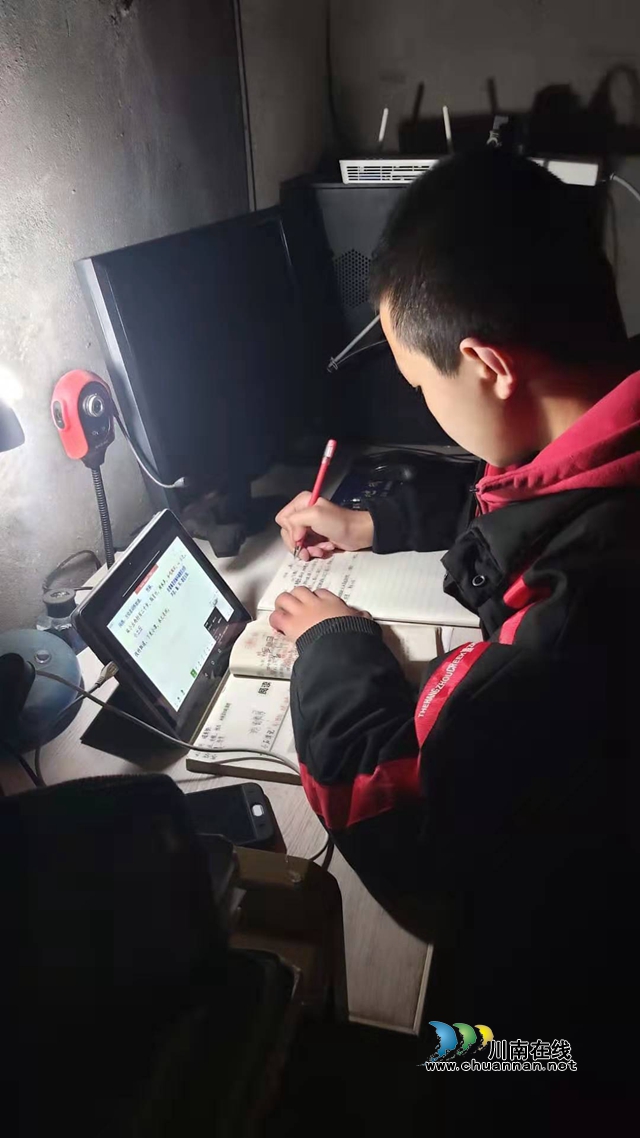 非常開學(xué)季，非常課堂！瀘州十二中“空中課堂”開課(圖5)