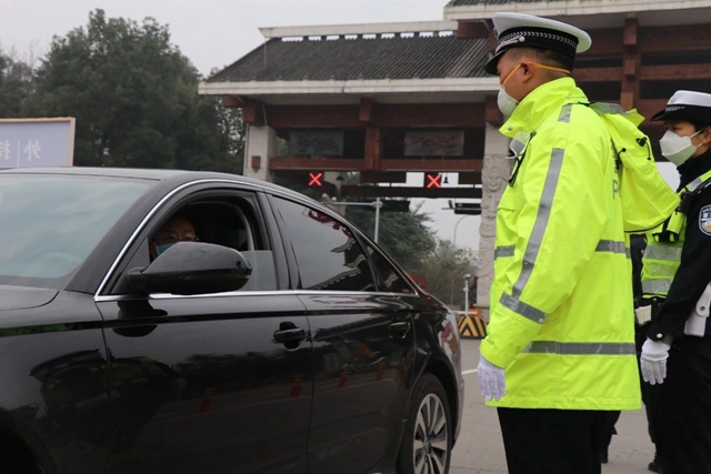 【管制】瀘州這些路段“雨污分流”施工，請過往車輛注意！