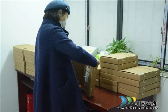 江陽區(qū)法院：戰(zhàn)疫情（十） | 疫情期間江陽法院檔案室的姐姐們這樣安排(圖3)