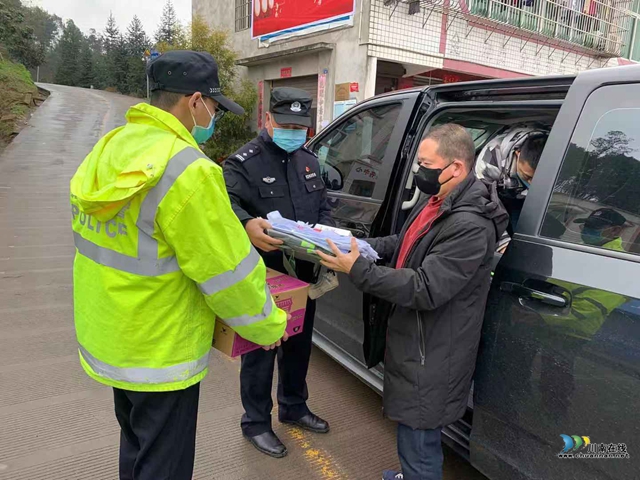瀘州江陽：護(hù)航抗疫一線 警務(wù)保障跑在時(shí)間前面