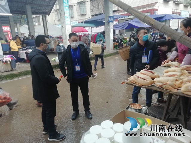 瀘縣立石鎮(zhèn)開展疫情防控期間市場專項(xiàng)檢查