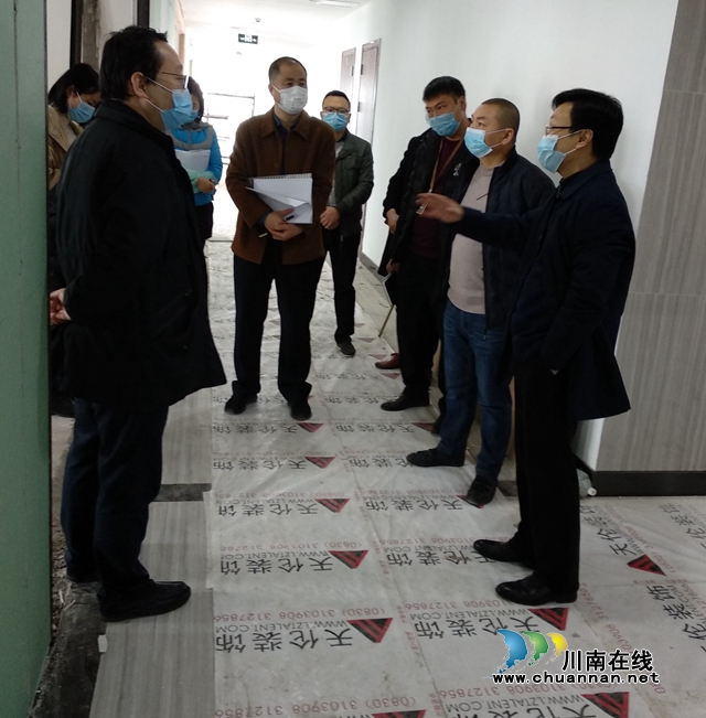 瀘州高新區(qū)黨工委委員、組織部部長、統(tǒng)戰(zhàn)部部長劉峰帶隊到眾創(chuàng)中心大樓指導服務企業(yè)疫情防控與復工復產(chǎn)工作