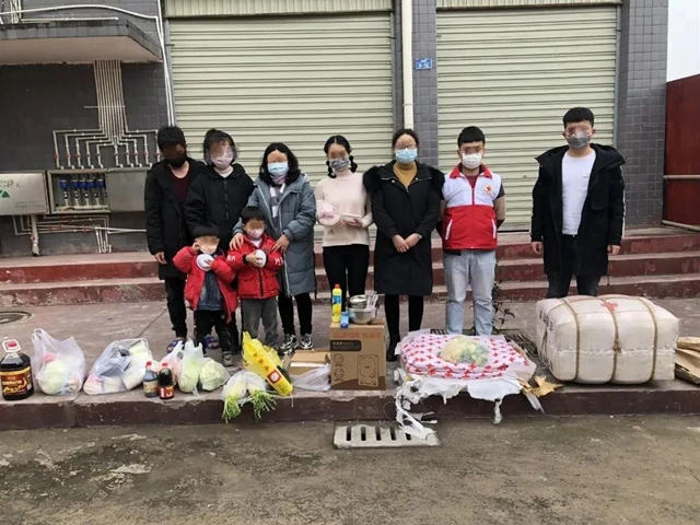 湖北一家8口年前到宜賓旅游！結(jié)果在興文住了40天！
