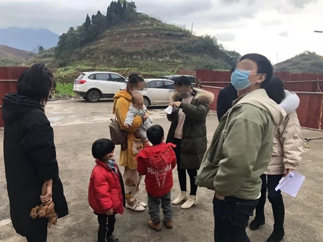 湖北一家8口年前到宜賓旅游！結果在興文住了40天！(圖2)