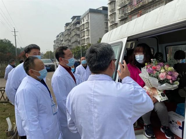 清零！瀘州市24例新冠肺炎確診患者全部治愈出院(圖2)
