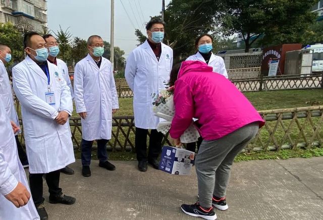 清零！瀘州市24例新冠肺炎確診患者全部治愈出院(圖16)
