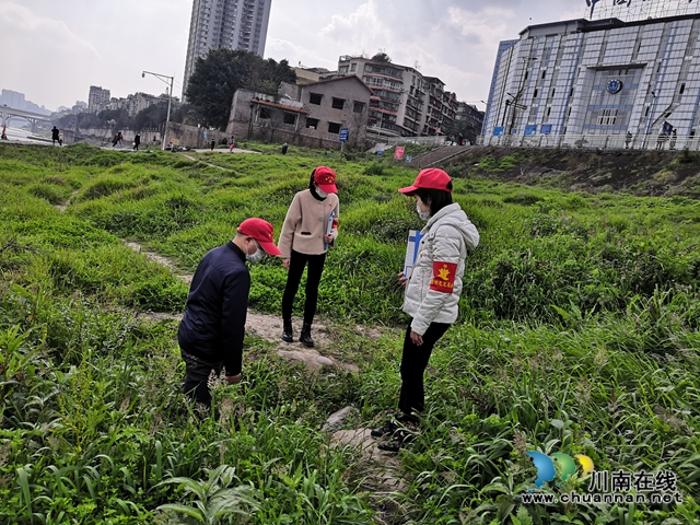 巡河護(hù)江 龍馬潭區(qū)小市志愿者在行動(dòng)(圖3)